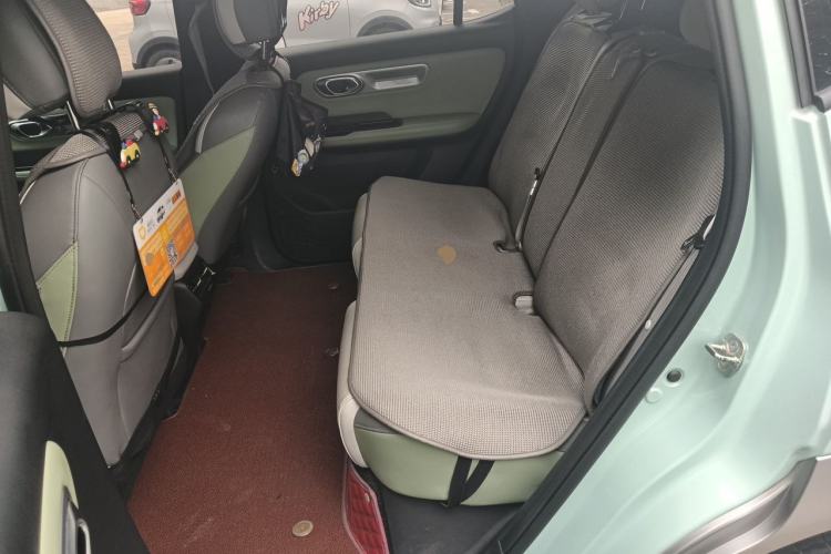 Used AION Y 2023 Plus 510 Smart Edition Left Rear Seat