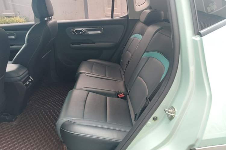 Used AION Y 2023 Plus 510 Smart Edition Left Rear Seat
