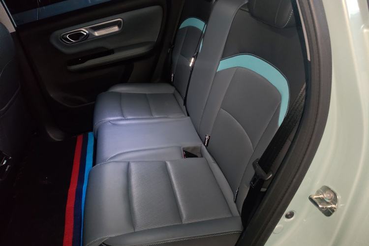 Used AION Y 2023 Plus 510 Smart Edition Left Rear Seat