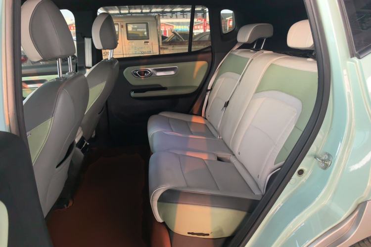 Used AION Y 2023 Plus 510 Smart Edition Left Rear Seat