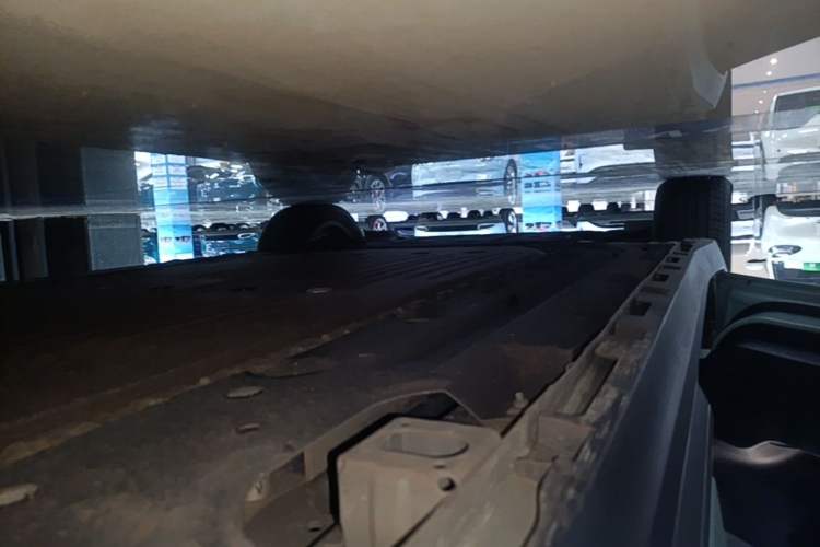 Used AION Y 2023 Younger Star Edition Left Side Sill