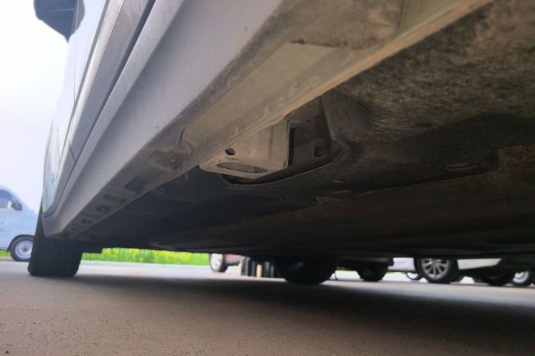 Used AION Y 2023 Plus 510 Smart Edition Left Side Sill