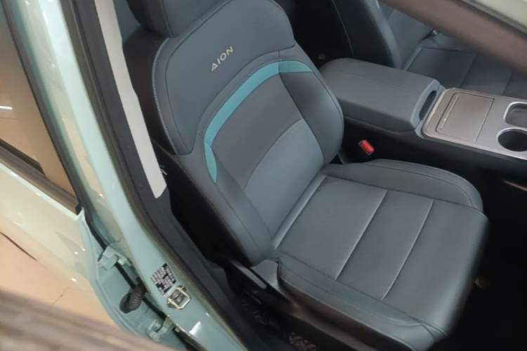 Used AION Y 2023 Younger Star Edition Right Front Seat