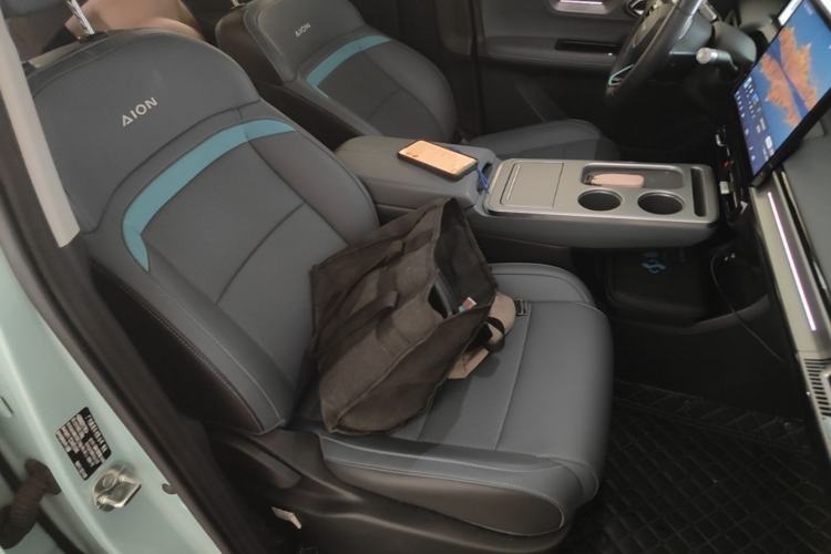 Used AION Y 2023 Plus 510 Smart Edition Right Front Seat