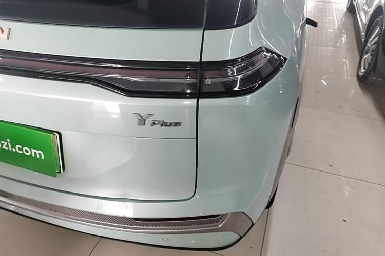 Used AION Y 2023 Younger Star Edition Right Rear Taillight