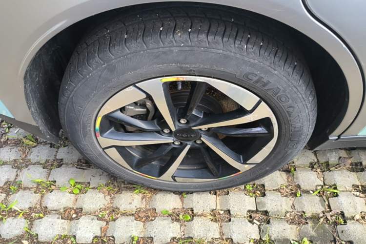 Used AION Y 2023 Plus 510 Smart Edition Right Rear Wheel Hub