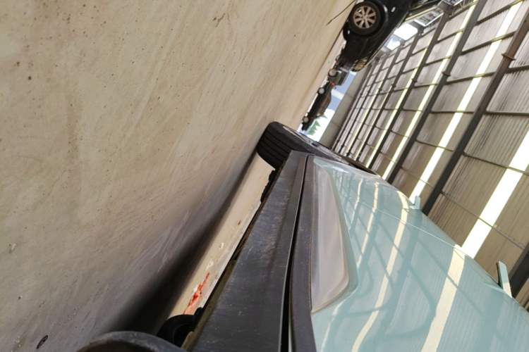 Used AION Y 2023 Plus 510 Executive Edition Right Side Sill