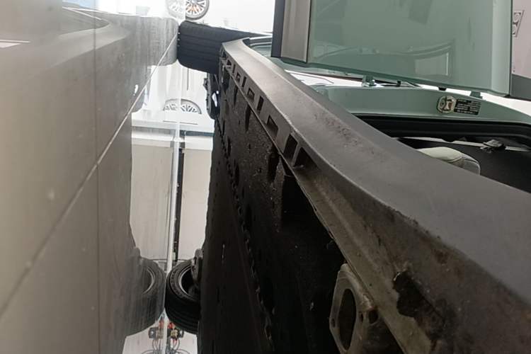 Used AION Y 2023 Younger Right Side Sill