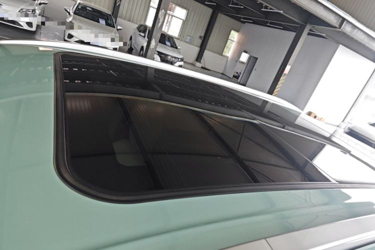 Used AION Y 2023 Plus 610 Smart Edition Ternary Lithium Roof