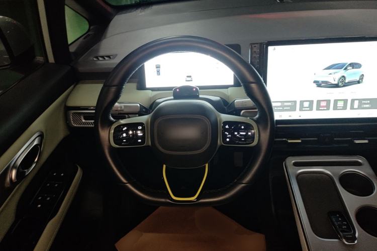 Used AION Y 2023 Plus 510 Tech Edition Steering Wheel