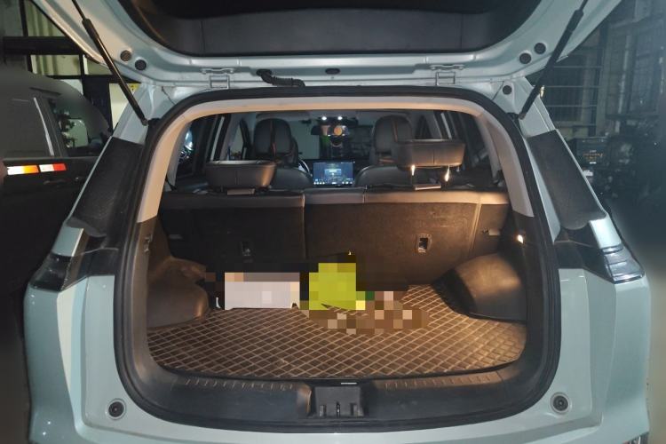 Used AION Y 2023 Plus 510 Smart Edition Trunk