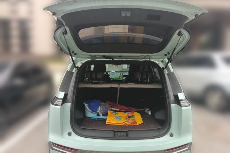 Used AION Y 2023 Plus 510 Smart Edition Trunk