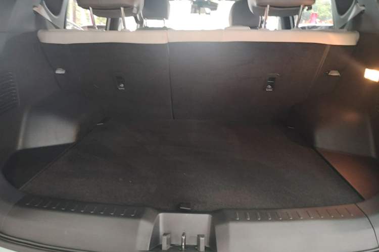 Used AION Y 2023 Plus 610 Smart Edition Ternary Lithium Trunk