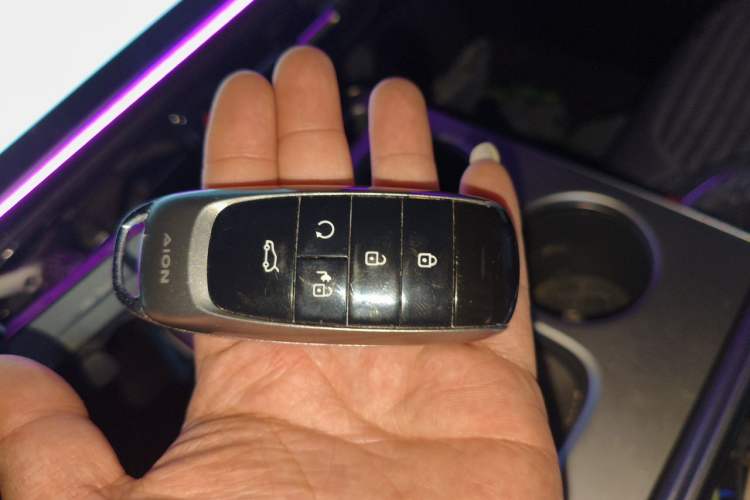 Used AION Y 2023 Younger Vehicle Key
