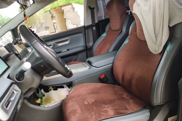 Used AION Y 2023 Plus 510 Smart Edition Left Front Seat