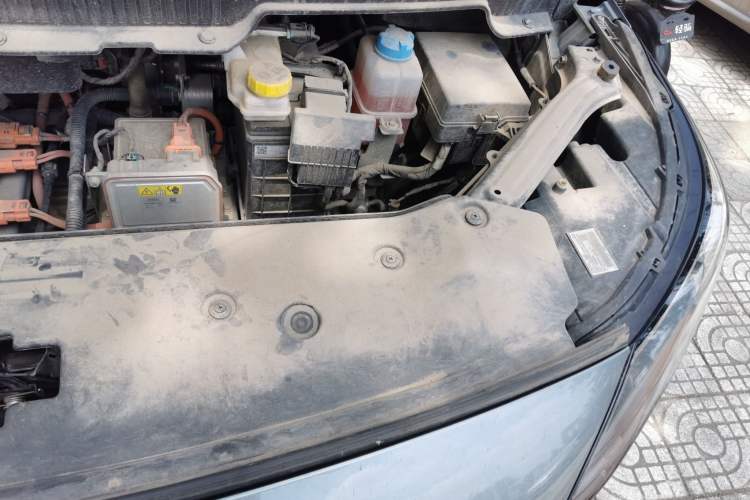 Used AION Y 2023 Plus 610 Enjoy Edition Engine Bay Left
