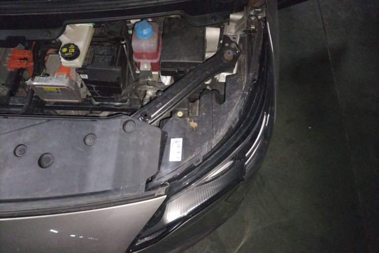 Used AION Y 2023 Plus 510 Smart Edition Engine Bay Left