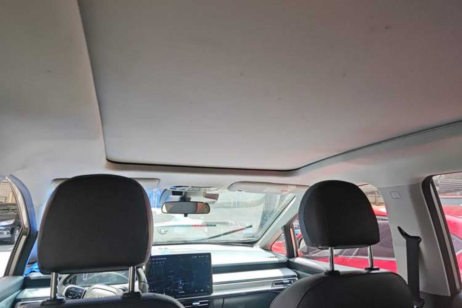 Used AION Y 2023 Plus 510 Smart Edition Headliner