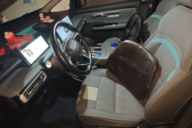 Used AION Y 2023 Younger Left Front Seat