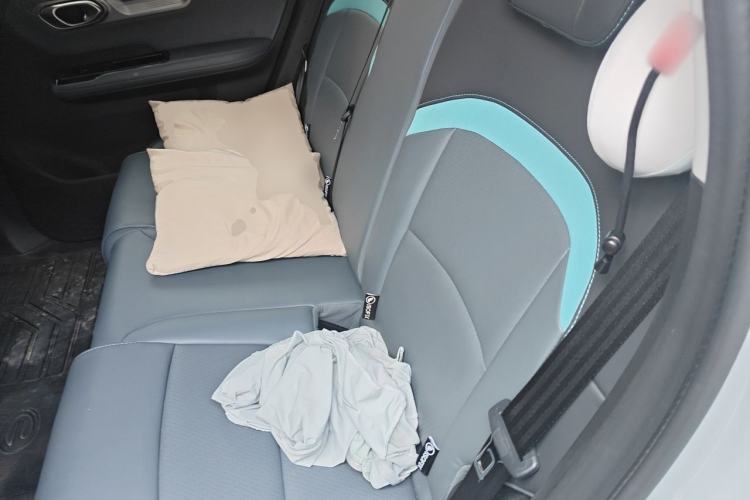 Used AION Y 2023 Plus 510 Smart Edition Left Rear Seat
