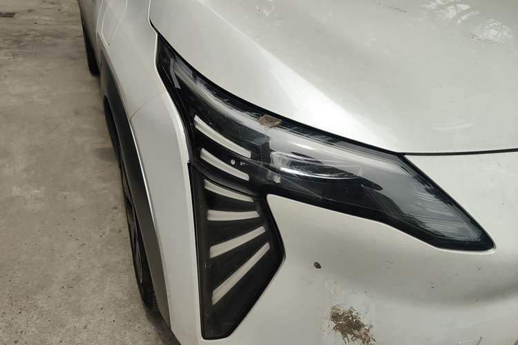 Used AION Y 2023 Plus 510 Enjoy Edition Right Front Headlight