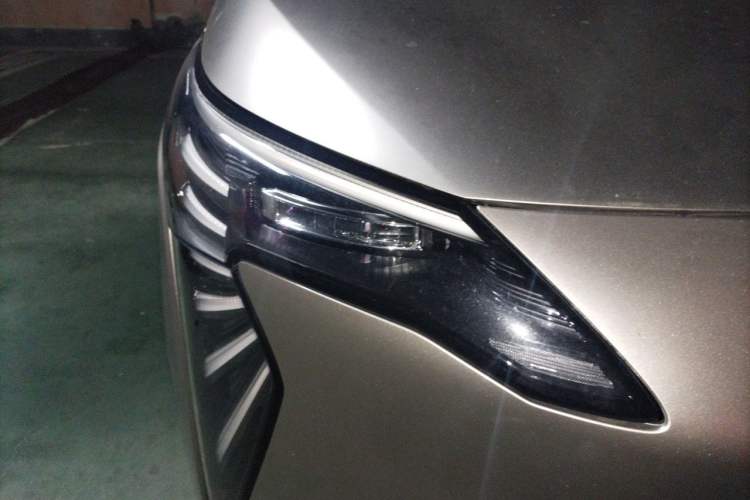 Used AION Y 2023 Plus 510 Smart Edition Right Front Headlight
