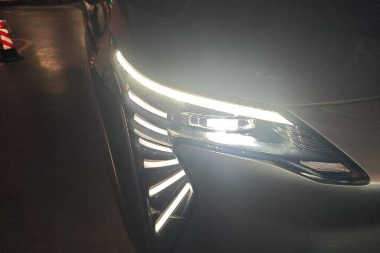 Used AION Y 2023 Younger Right Front Headlight