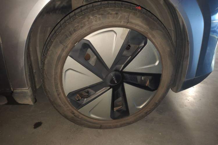Used AION Y 2023 Younger Right Front Wheel Hub
