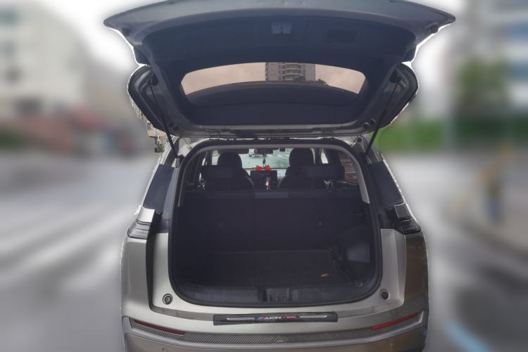 Used AION Y 2023 Plus 510 Smart Edition Trunk