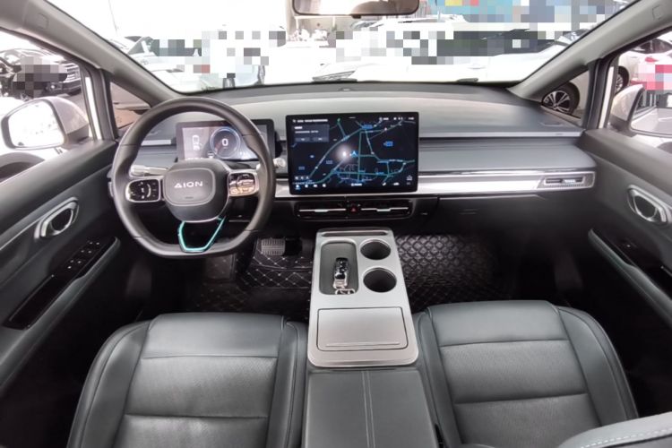 Used AION Y 2023 Younger Star Edition Center Console