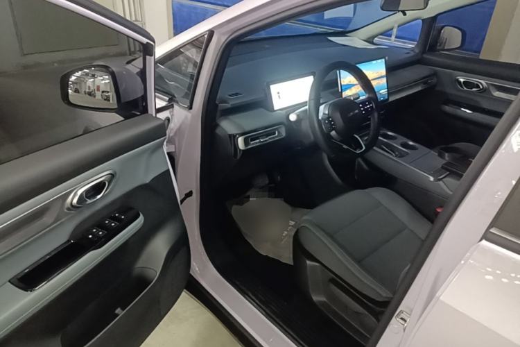 Used AION Y 2023 Younger Driver Seat