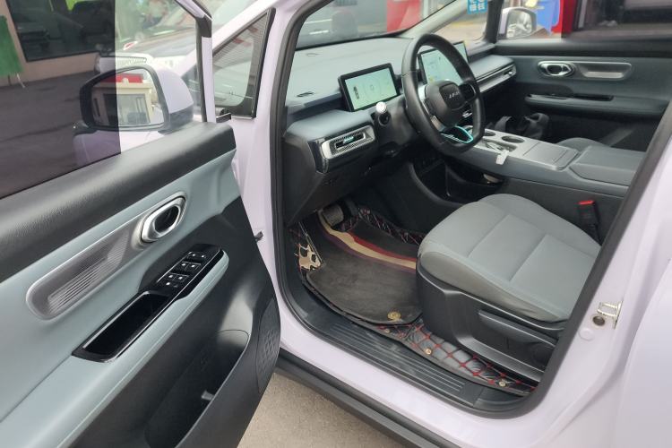 Used AION Y 2023 Younger Driver Seat