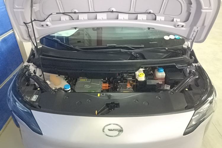 Used AION Y 2023 Younger Engine Bay