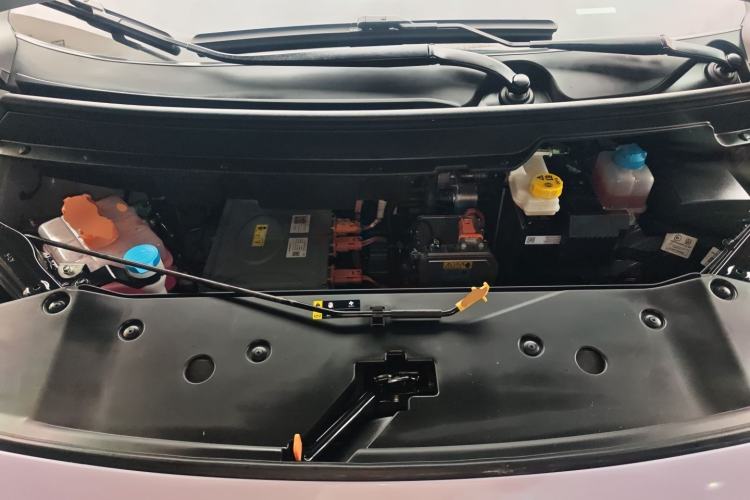 Used AION Y 2023 Plus 510 Smart Edition Engine Bay