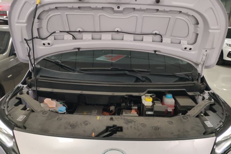 Used AION Y 2023 Younger Engine Bay