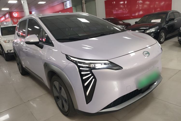Used AION Y 2023 Younger Exterior 2