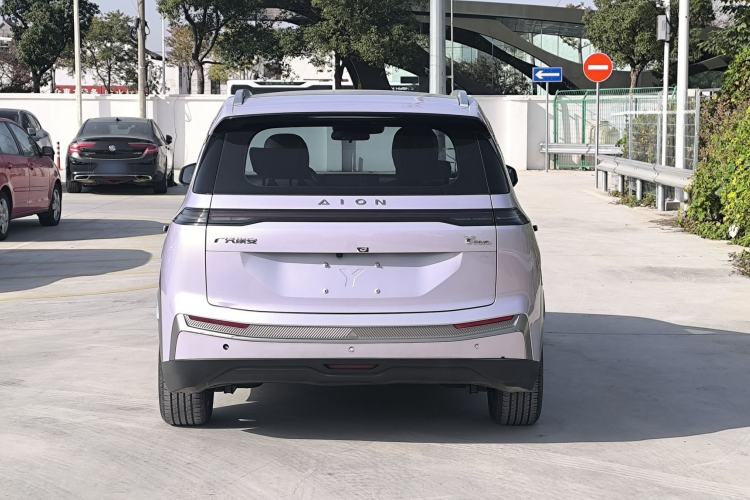 Used AION Y 2023 Plus 510 Smart Edition Exterior 5