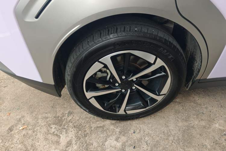 Used AION Y 2023 Plus 510 Smart Edition Exterior 5