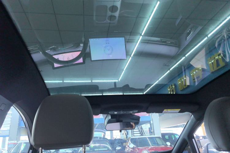 Used AION Y 2023 Plus 510 Smart Edition Headliner