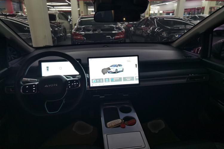 Used AION Y 2023 Younger Star Edition Interior 2