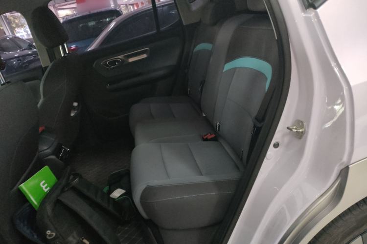 Used AION Y 2023 Younger Interior 4