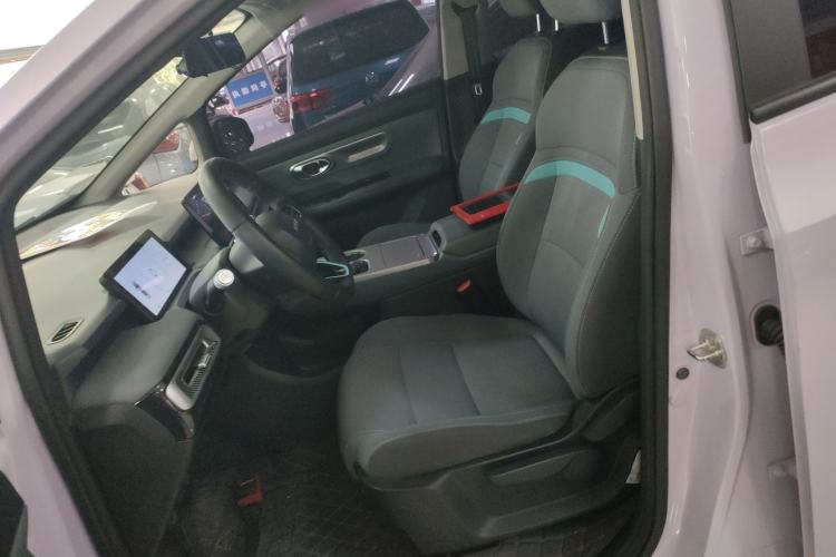 Used AION Y 2023 Younger Left Front Seat