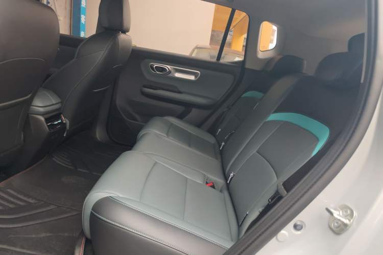 Used AION Y 2023 Plus 510 Smart Edition Left Rear Seat