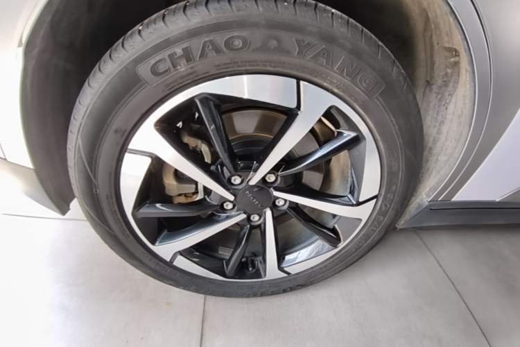 Used AION Y 2023 Younger Star Edition Right Rear Wheel Hub