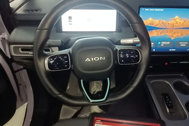 Used AION Y 2023 Younger Steering Wheel