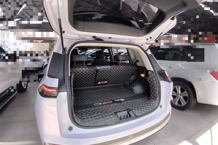 Used AION Y 2023 Younger Star Edition Trunk