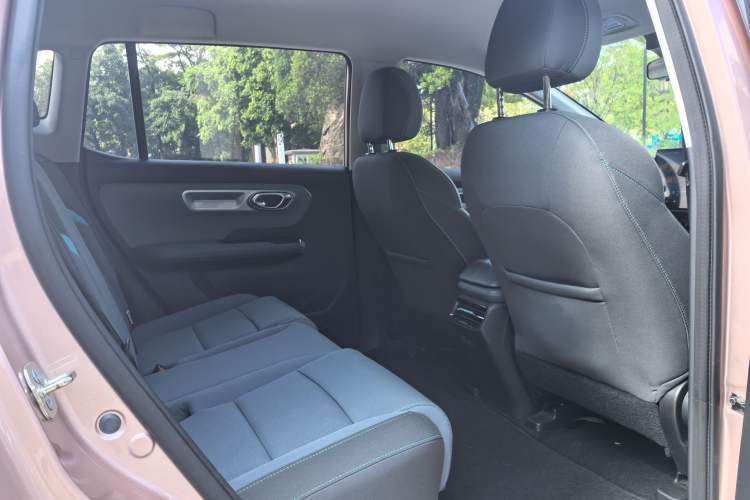 Used AION Y 2023 Plus 610 Enjoyment Edition Ternary Lithium Interior 5