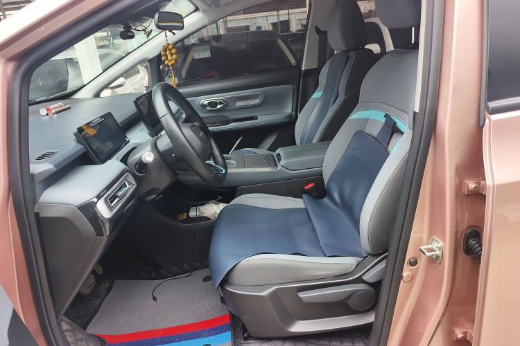 Used AION Y 2023 Younger Left Front Seat