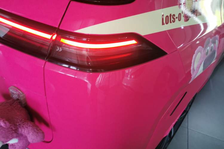Used AION Y 2023 Younger Star Edition Right Rear Taillight