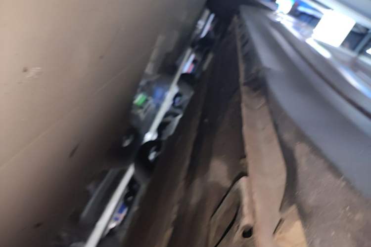 Used AION Y 2023 Plus 510 Tech Edition Right Side Sill